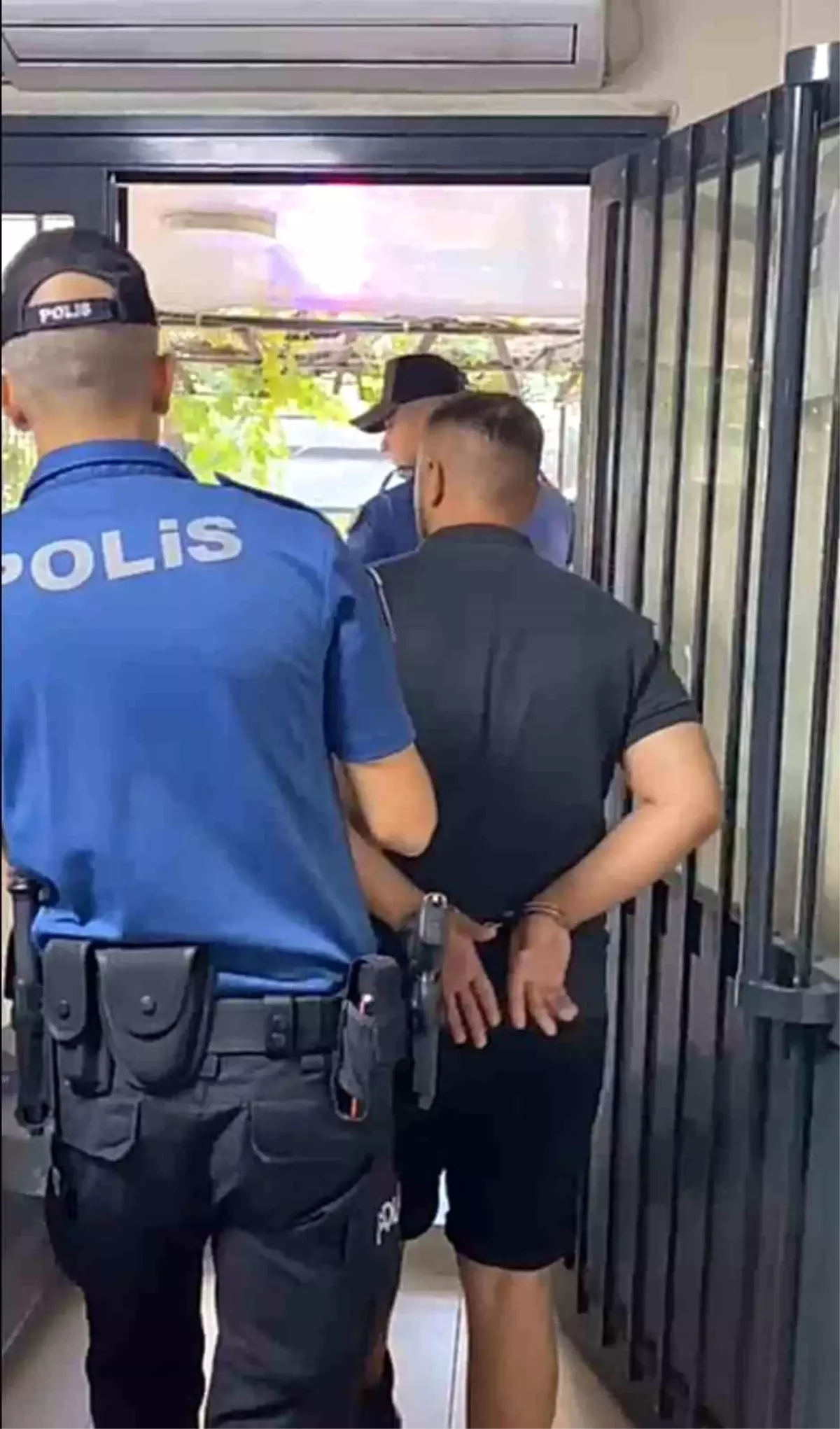 Trafik Polisine Saldırı: Bir Şahıs Tutuklandı