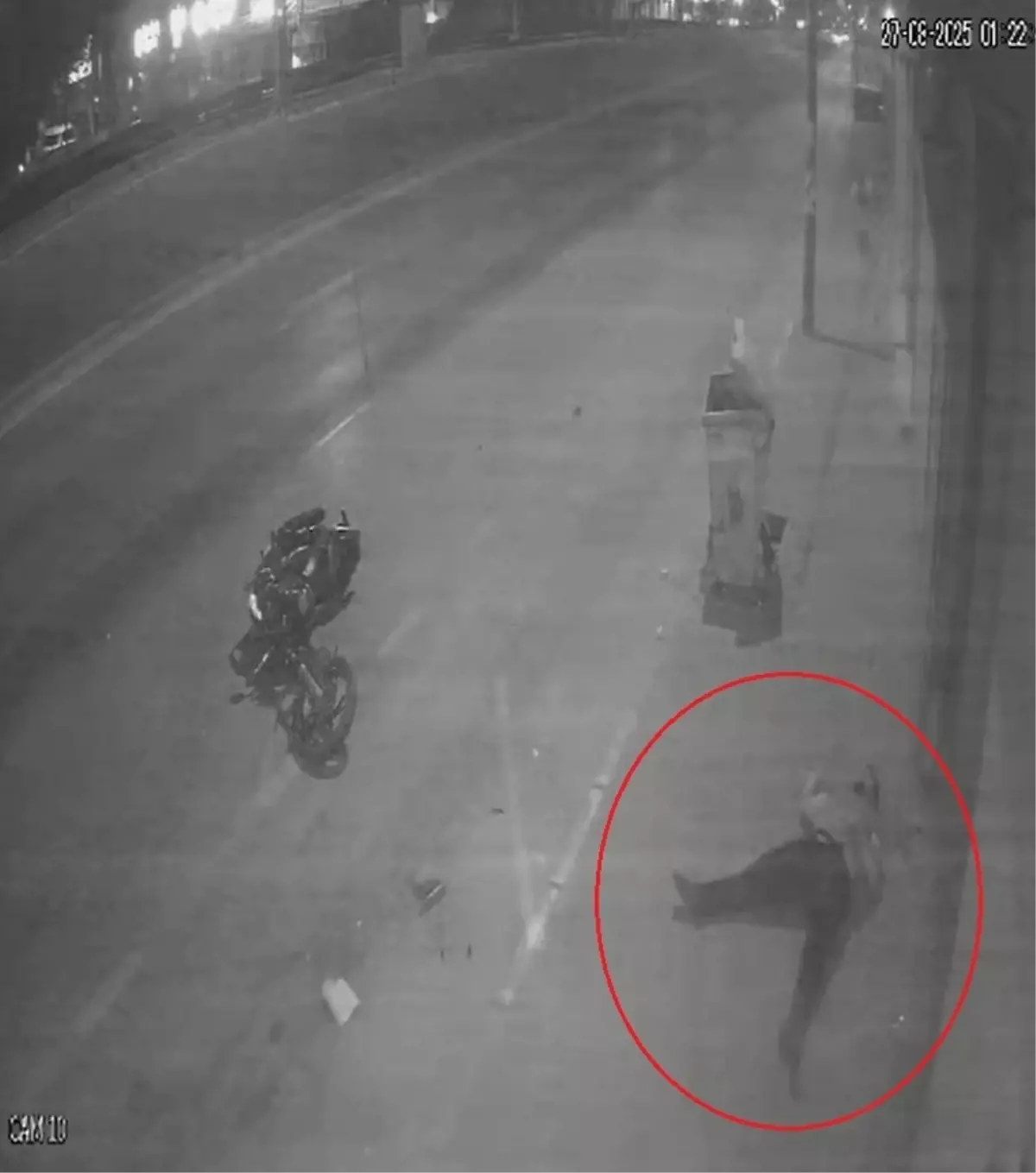 Motosiklet Kazasında Sürücü Hayatını Kaybetti, Düğünü 3 Gün Sonra Olacaktı