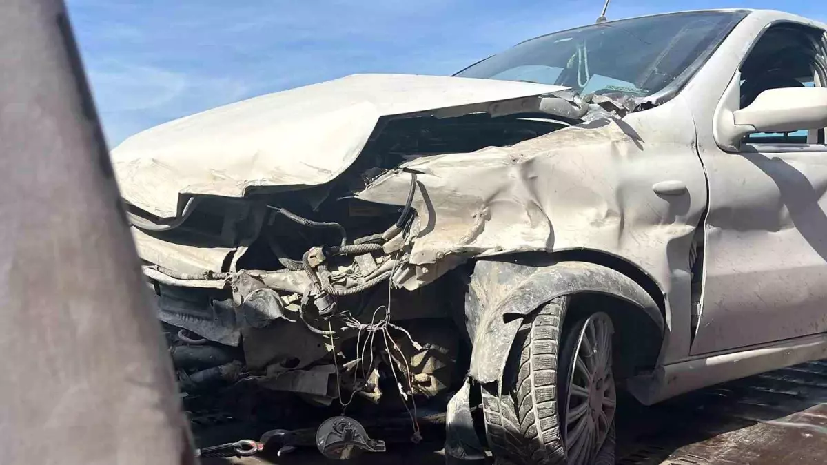Kocaeli'de Trafik Kazası: 4 Yaralı