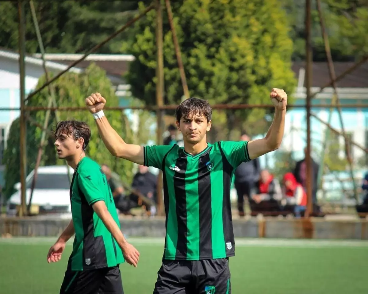 Kocaelispor'dan Mikdat Çil Kiralık Olarak Balıkesirspor'a Transfer Edildi