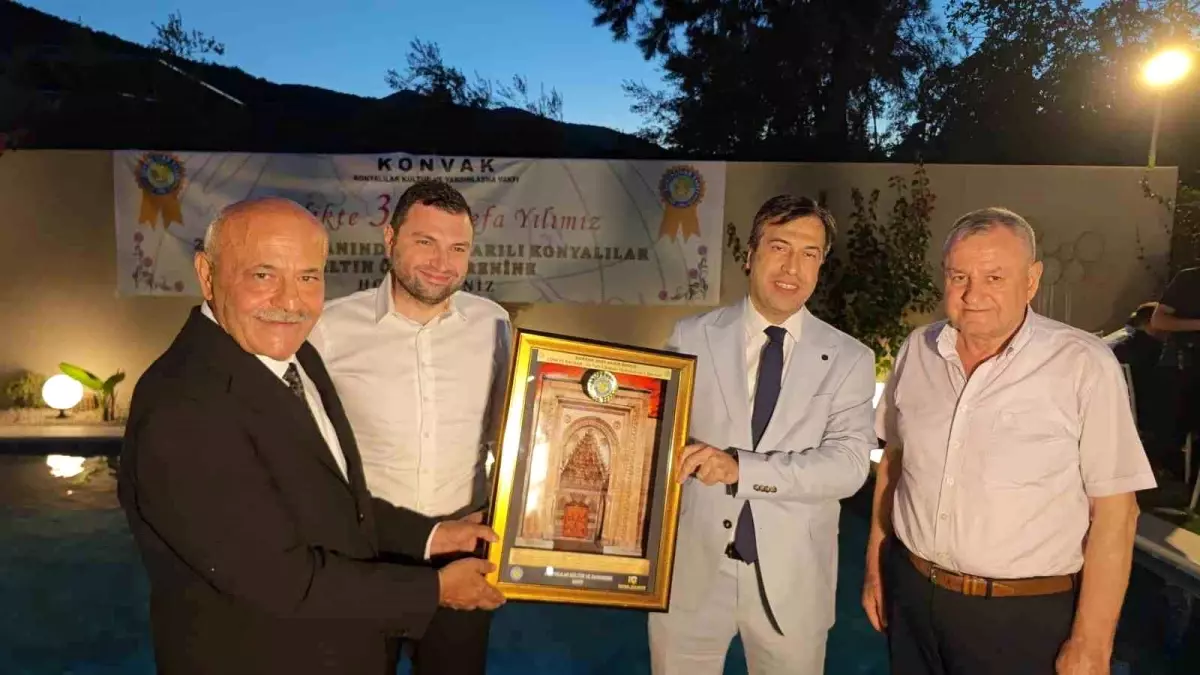KONVAK 30. Yılını Kutladı, Başarılı Üyelere Ödül Verildi
