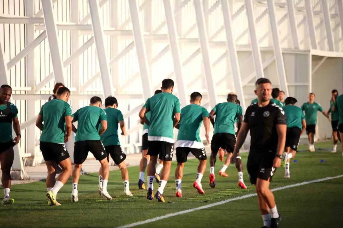 Konyaspor Göztepe Maçına Hazırlanıyor