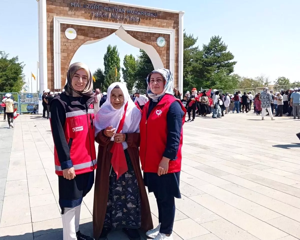 Malazgirt Zaferi'nin 954. Yıl Dönümü Gururla Kutlandı