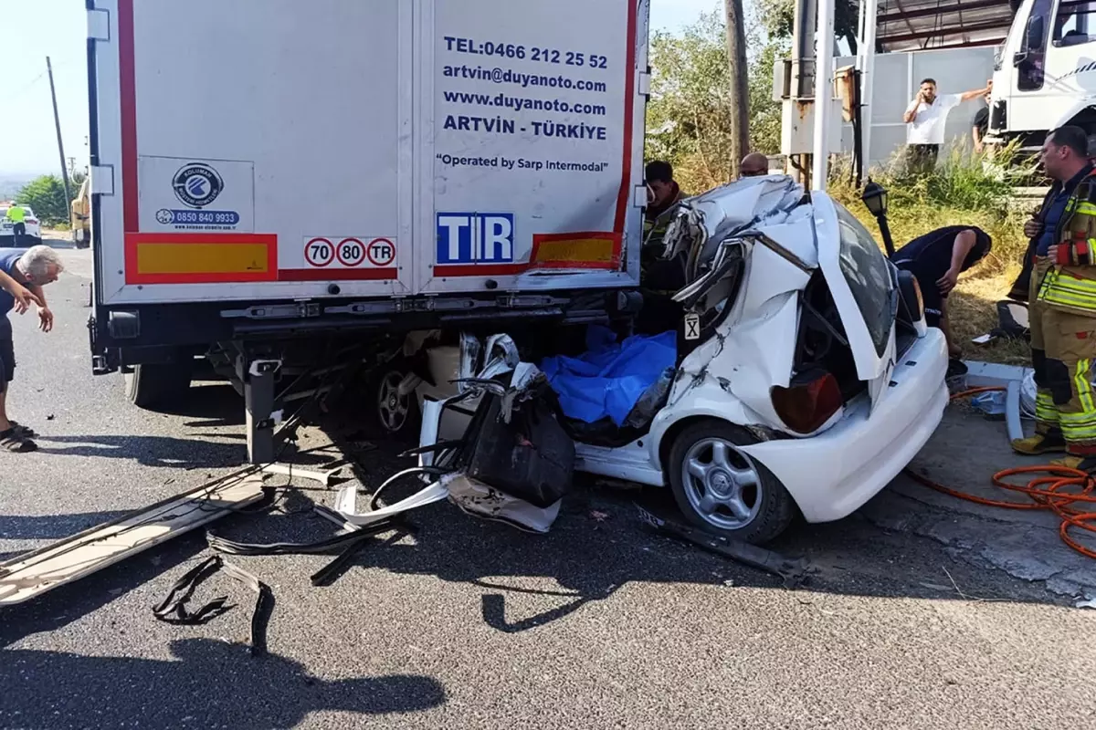 Manisa'da feci kaza: 2 kardeş öldü, kuzenleri ağır yaralandı