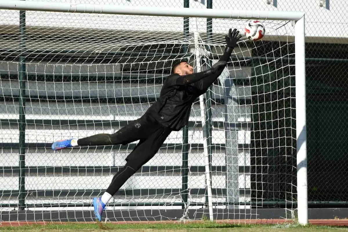 Manisa FK, Iğdır FK Maçına Hazırlanıyor