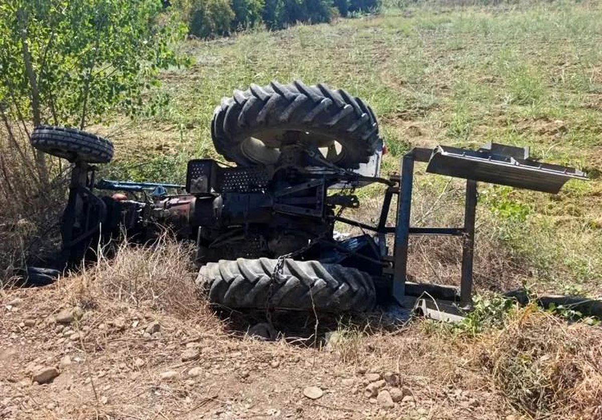 Antalya'da Traktör Kazasında 70 Yaşındaki Adam Hayatını Kaybetti