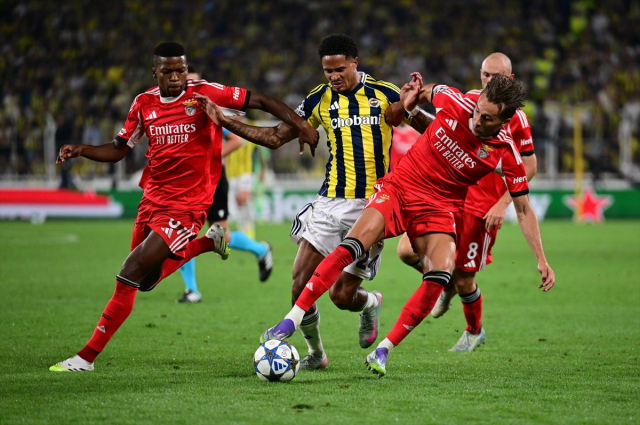 TRT 1 (BENFICA FENERBAHÇE) maçı CANLI izle! TRT 1 HD, kesintisiz, donmadan MAÇ nasıl izlenir? TRT 1 (BENFICA FENERBAHÇE) maçı CANLI izle! TRT 1 HD, kesintisiz, donmadan MAÇ nasıl izlenir?