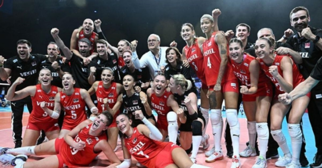Türkiye-Slovenya voleybol maçı ne zaman? Türkiye-Slovenya maçı saat kaçta, hangi kanaldan izlenir? Türkiye-Slovenya voleybol maçı ne zaman? Türkiye-Slovenya maçı saat kaçta, hangi kanaldan izlenir?