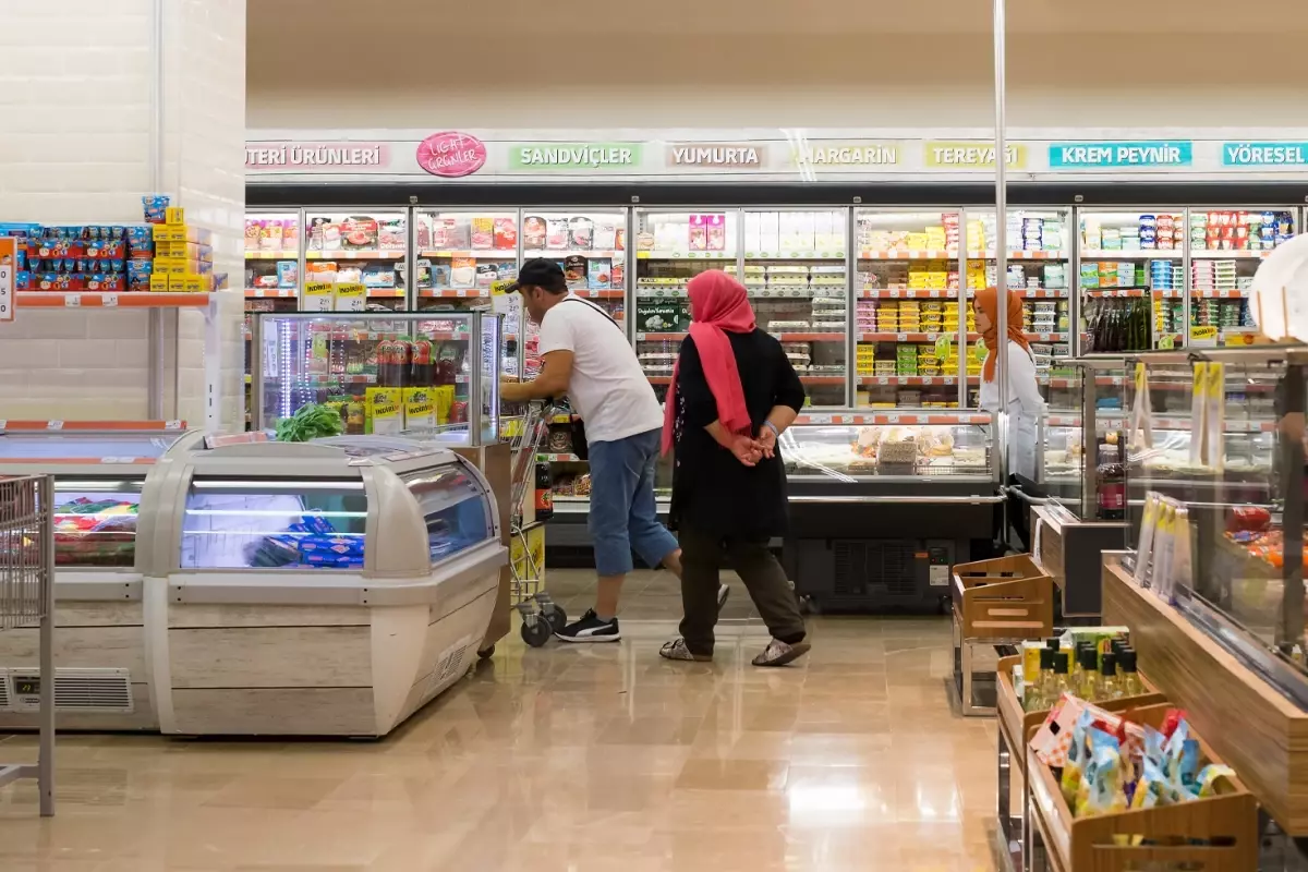 Üç harfli zincir marketlerde satılan süt markasına soruşturma