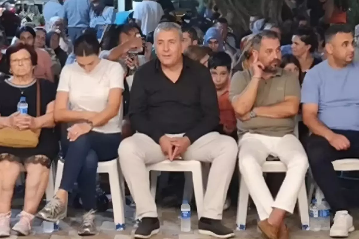 AK Parti'ye geçen 4 meclis üyesine soğuk duş: Tuuuu size, oylarımız haram olsun