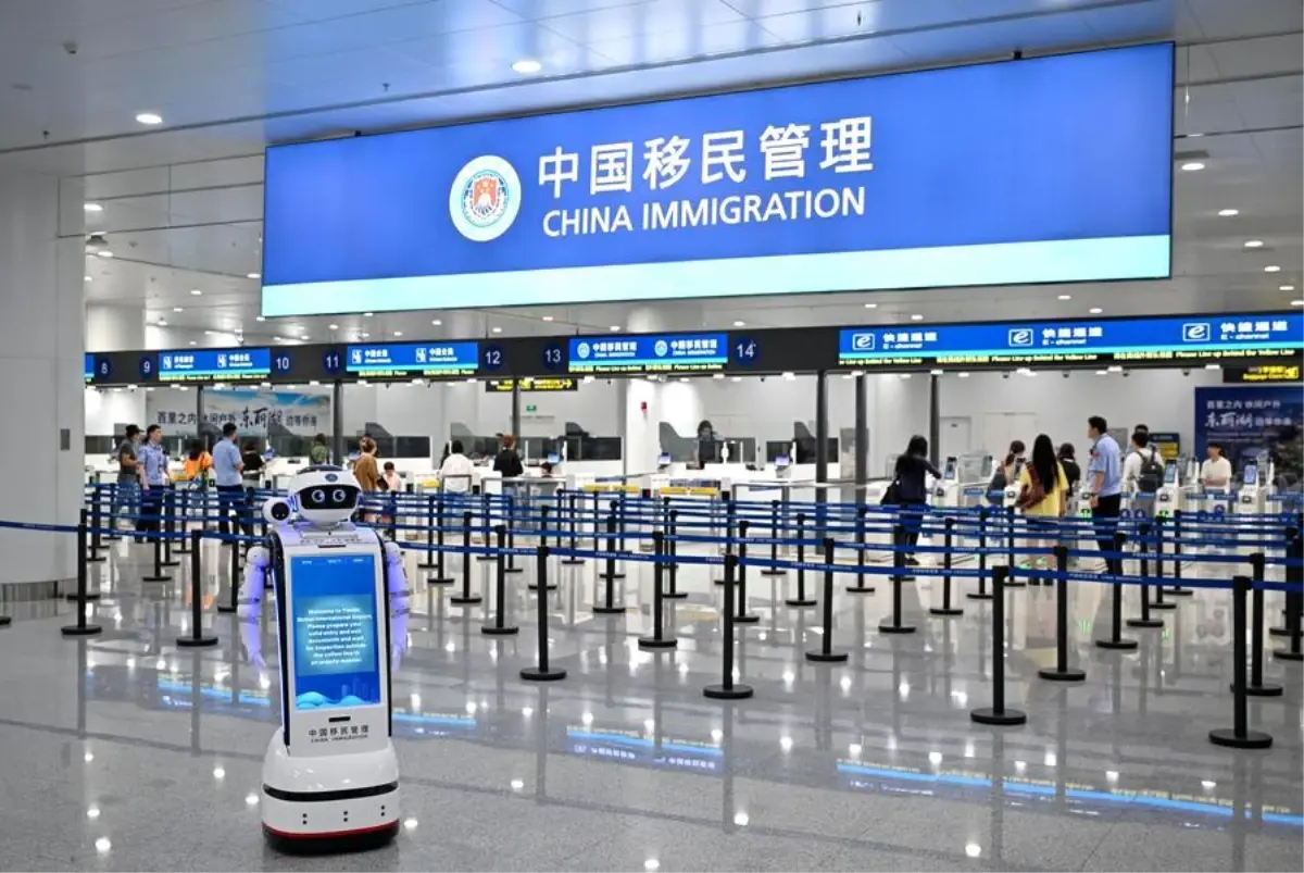 Tianjin Havalimanı&apos;nda Yeni Göç Kontrol Noktası Açıldı