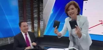 Ali Babacan canlı yayında cebinden çift cüzdan çıkardı