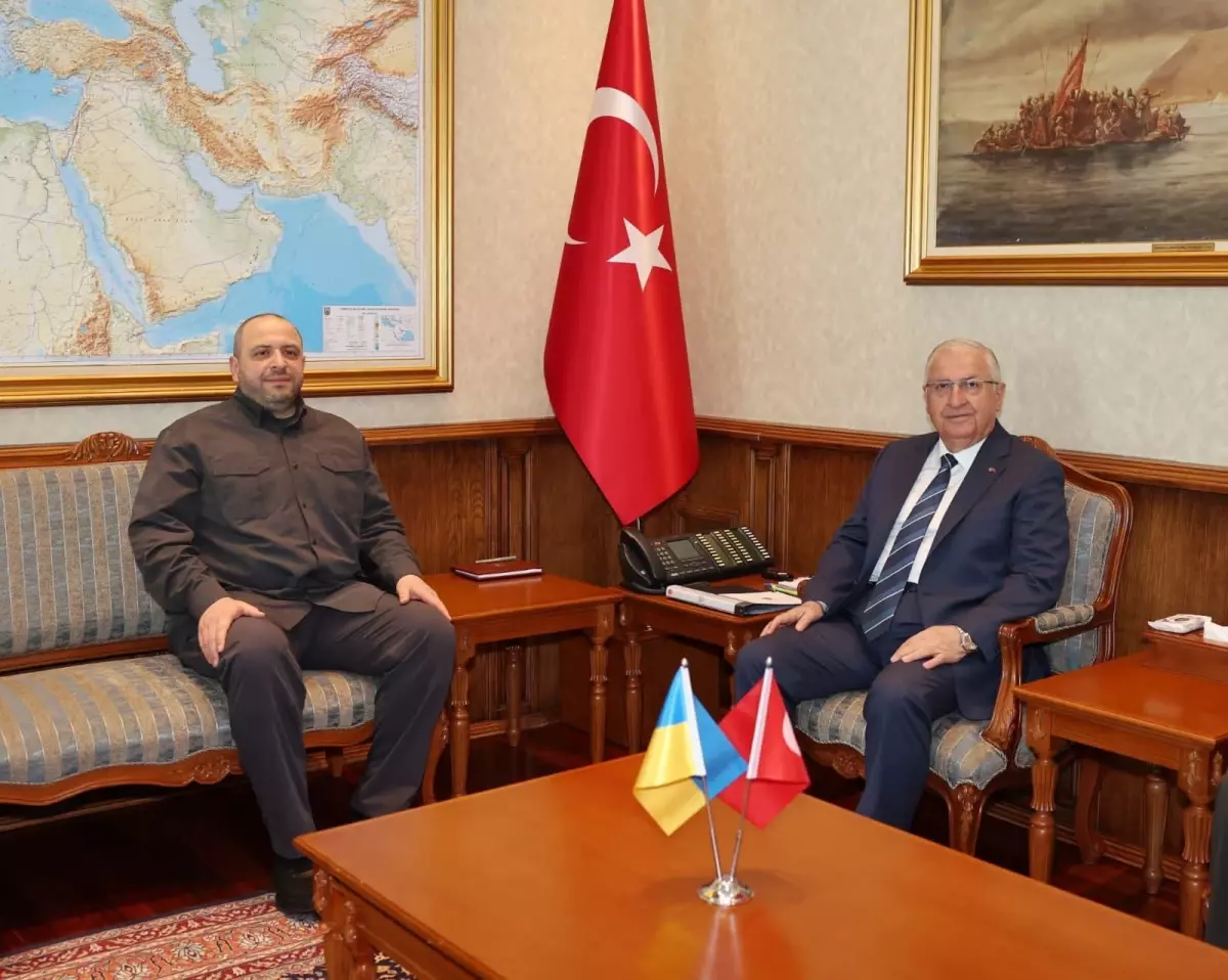 Savunma Bakanı Güler, Ukrayna Heyeti ile Görüştü