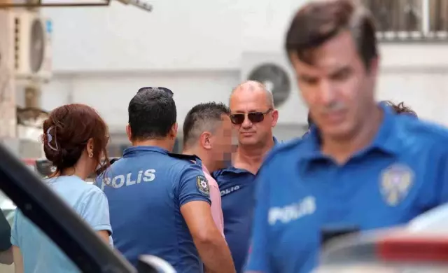 balkonun demir korkuluklarinda bosanma pazarl 4 18989530 o