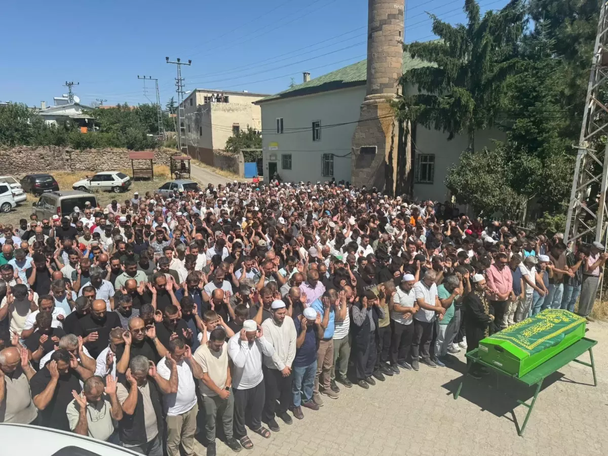 20 Yaşındaki Üniversite Öğrencisi Hayatını Kaybetti