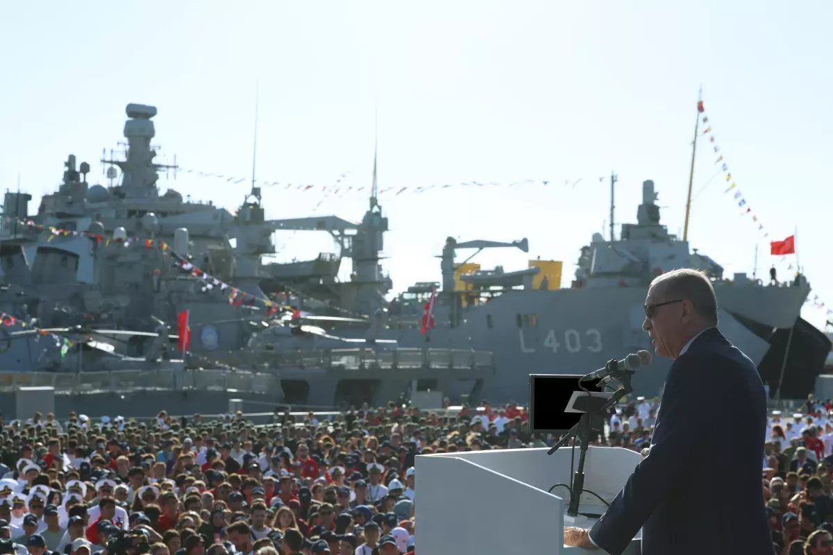 Cumhurbaşkanı Erdoğan: TCG Anadolu&apos;nun bir büyüğünü yapıyoruz