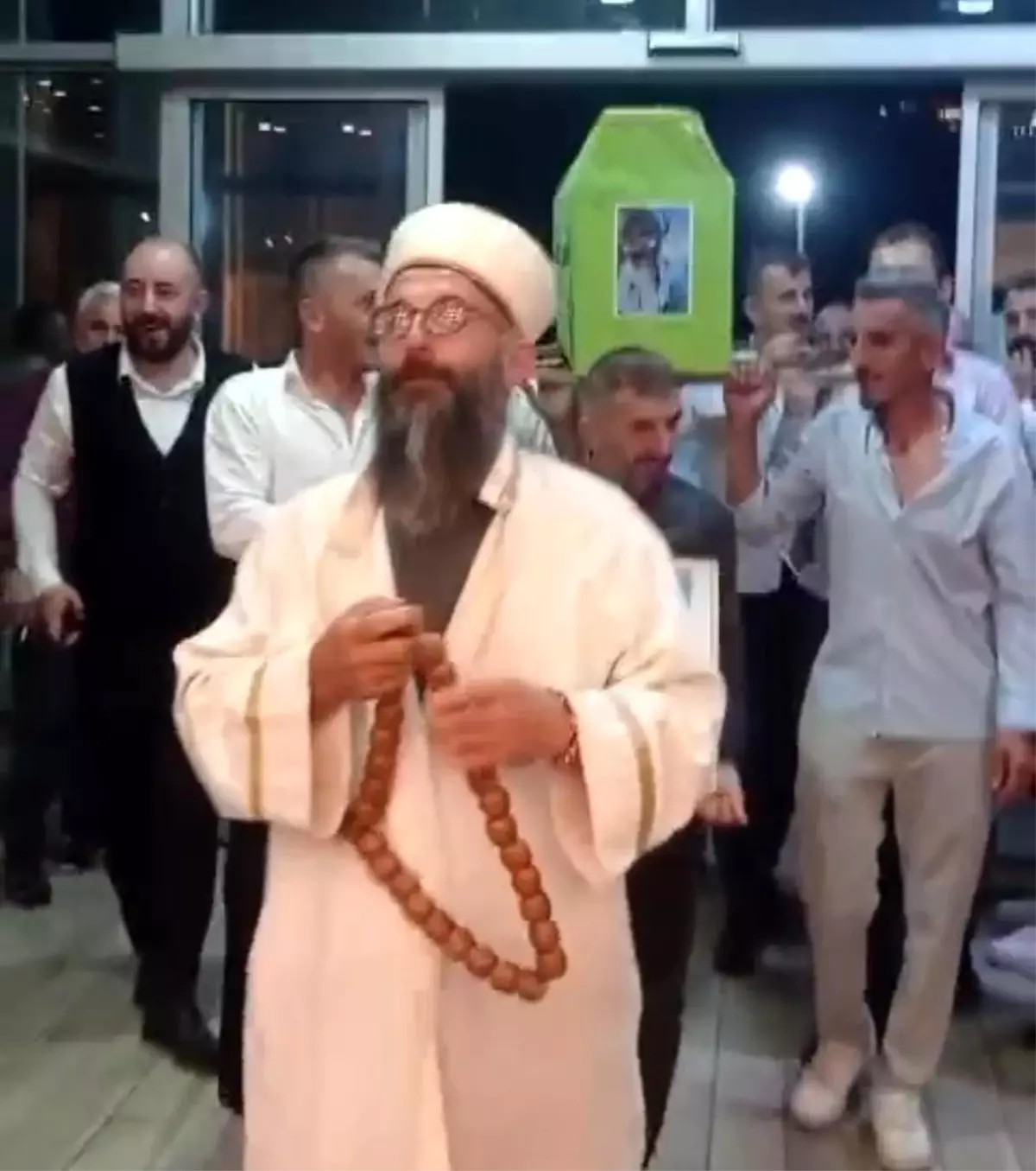 Düğün Salonu Şaka ile Gündem Oldu