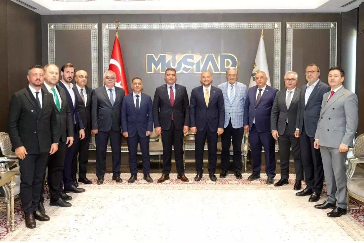 Düzce Valisi&apos;nden MÜSİAD Genel Başkanı Burhan Özdemir&apos;e Teşekkür Ziyareti