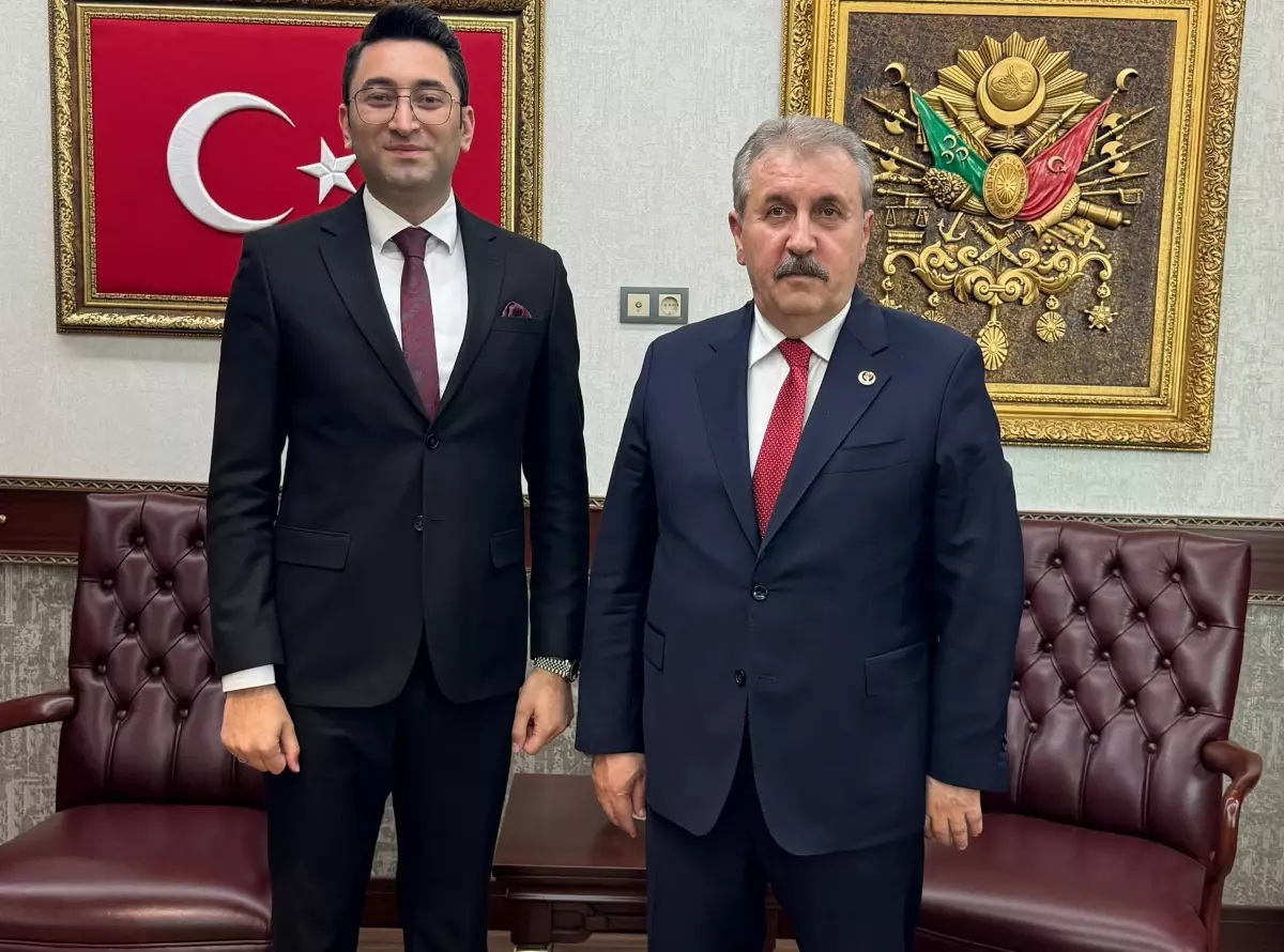 Emir Faruk Uzunpınar, BBP Mali İşler Başkan Yardımcılığına Atandı