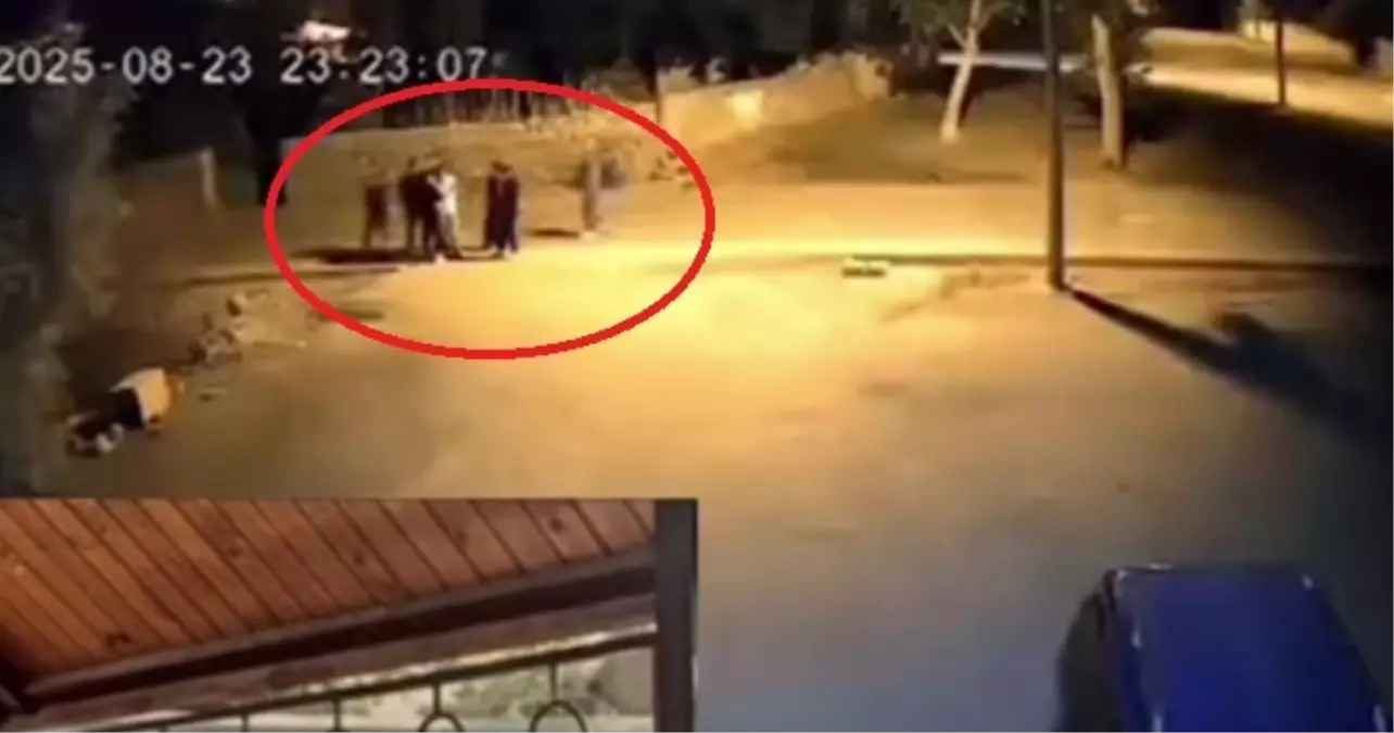 Kırşehir&apos;de Bıçaklama Olayı: Genç Adam Öldürüldü