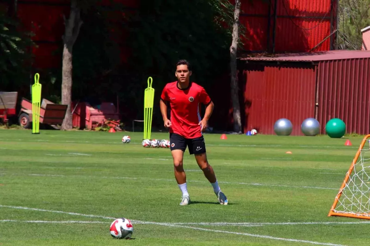 Gençlerbirliği Futbolcuları Fenerbahçe Maçına Hazırlanıyor