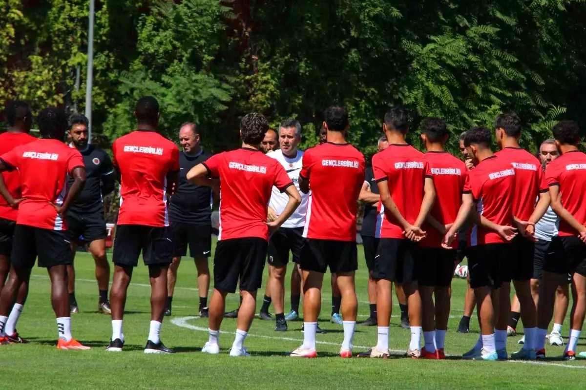 Gençlerbirliği Teknik Direktörü Hüseyin Eroğlu: 'Fenerbahçe Maçı Kolay Olmayacak'