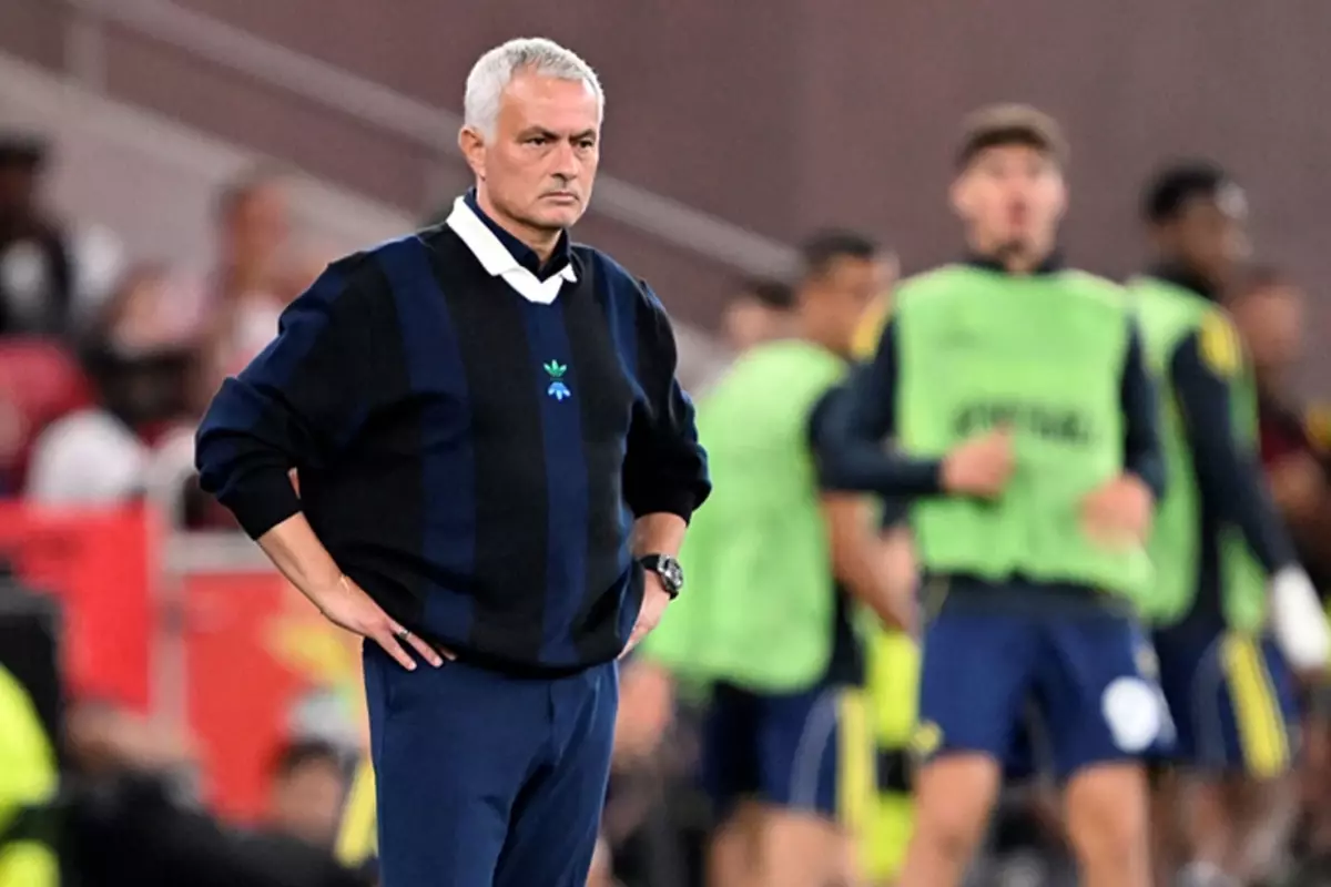 Jose Mourinho: Benfica hak etti, daha güçlü olan takıma kaybettik