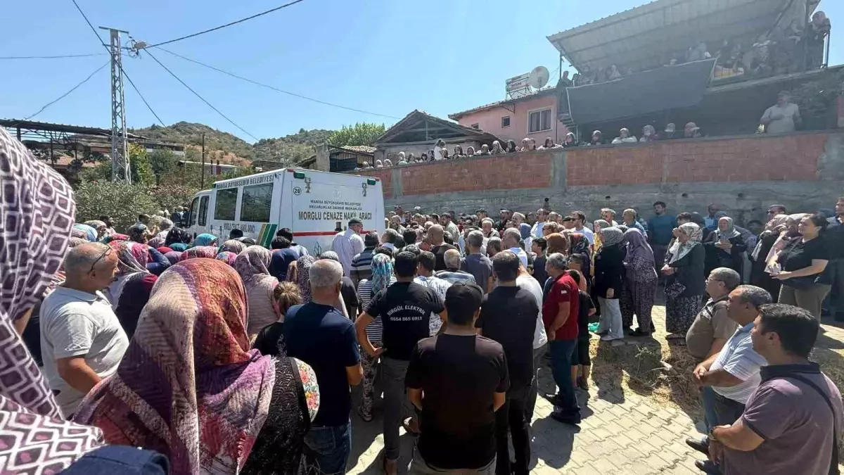 Turgutlu&apos;daki Feci Kaza: İki Kuzen Hayatını Kaybetti