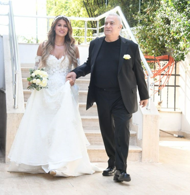 mehmet ali erbil ile nikah masasina oturan 18991120 5925 m