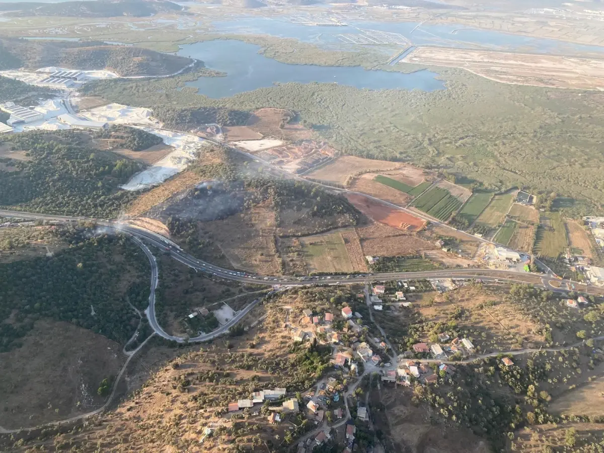 Muğla'da Ziraat Alanında Yangın Kontrol Altına Alındı