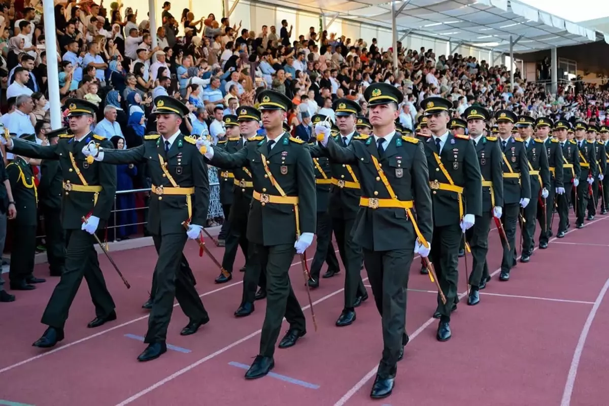 Harp Okulları Mezuniyet Töreni ile ilgili iddialara MSB'den yanıt