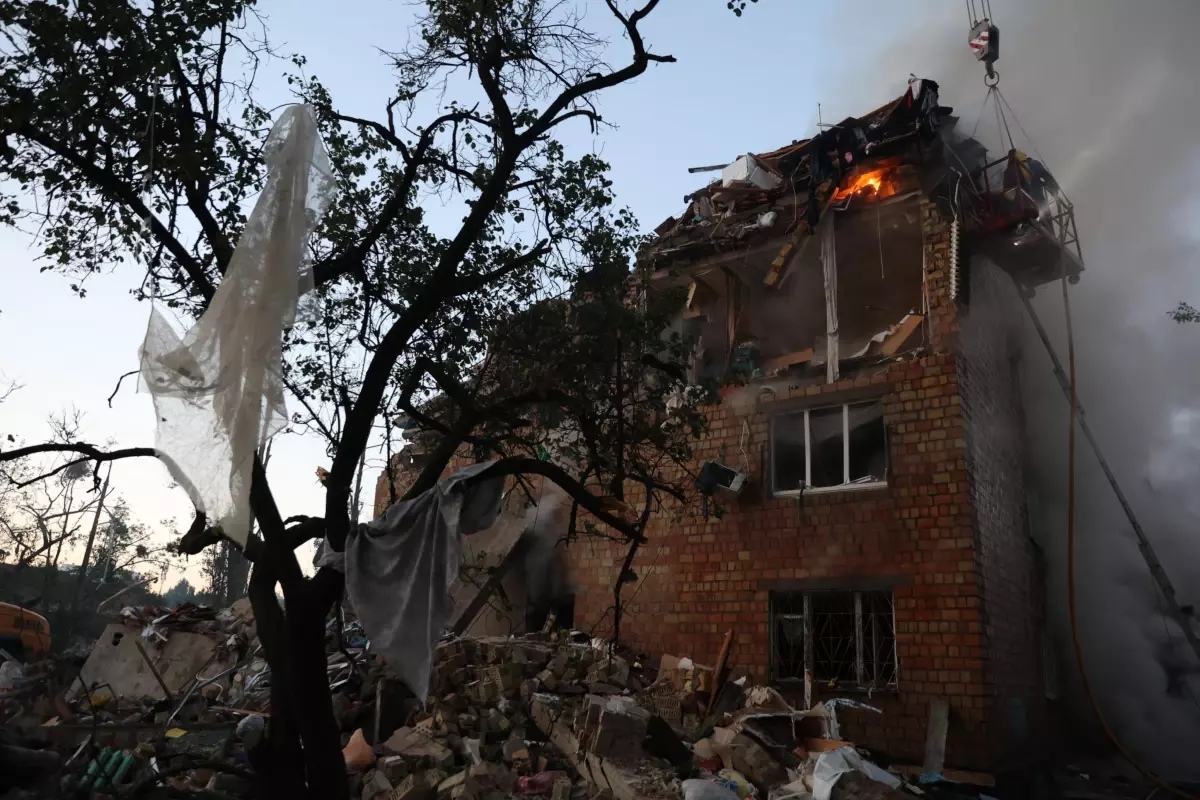 Rusya'nın Kiev'e Hava Saldırısında 14 Kişi Hayatını Kaybetti