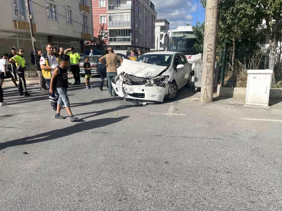 Tekirdağ'da Trafik Kazası: 2 Yaralı