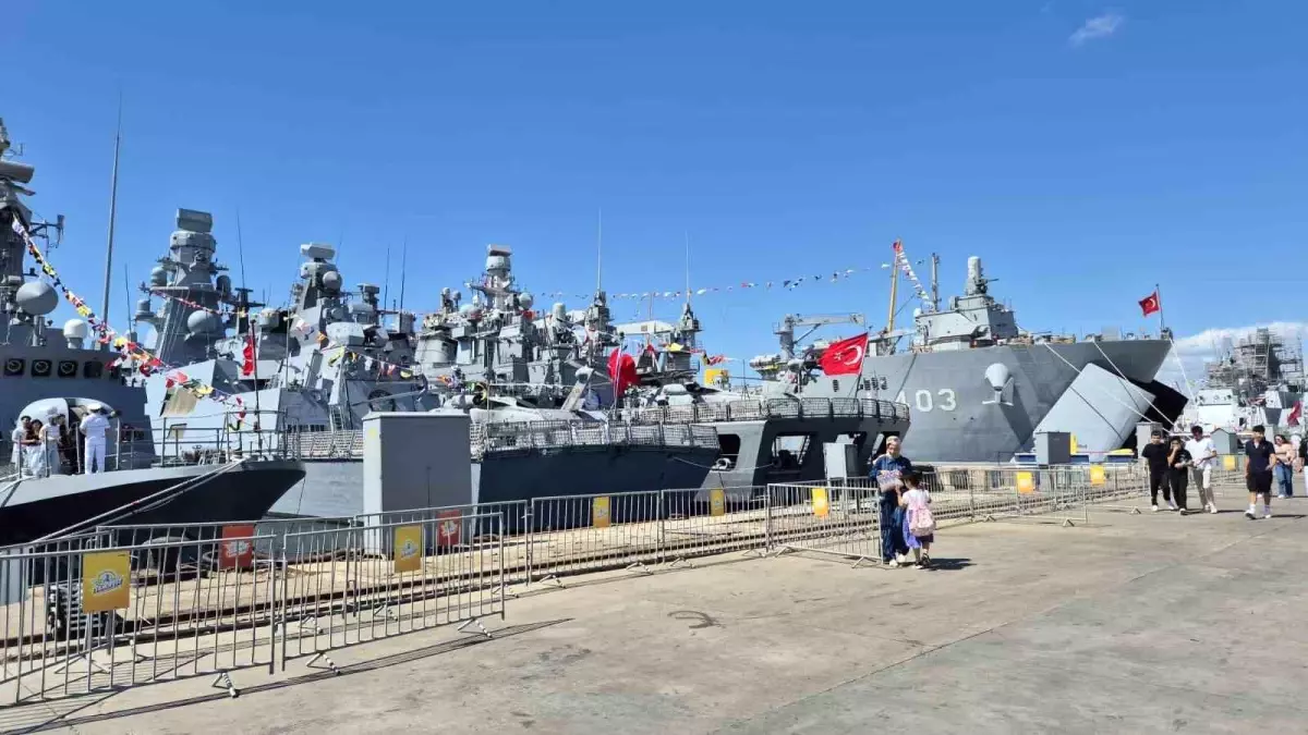 TEKNOFEST 2025 &apos;Mavi Vatan&apos; Temasıyla Kapılarını Açtı