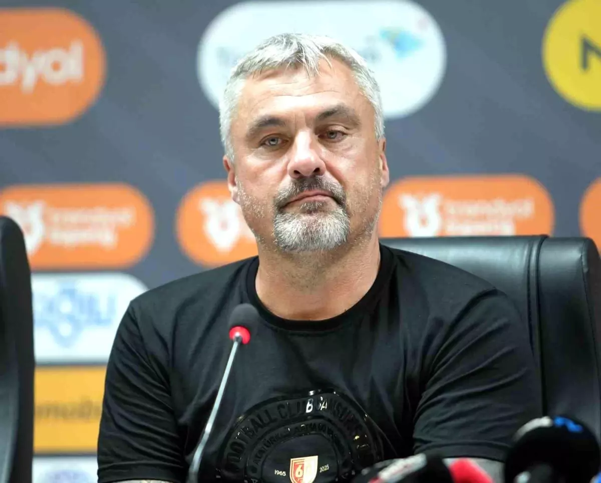 Samsunspor Teknik Direktörü Reis: Avrupa'dan Elenmekten Üzgünüm