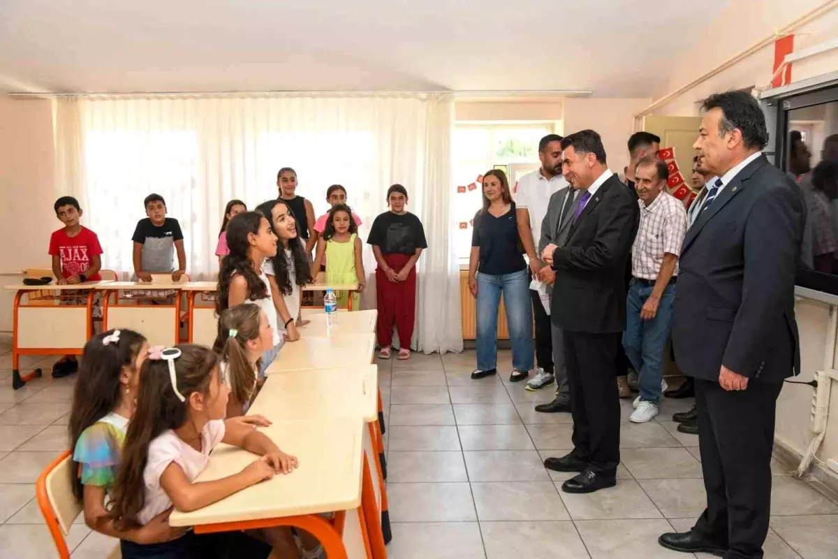 Tunceli'de halı saha bakım onarım protokolü