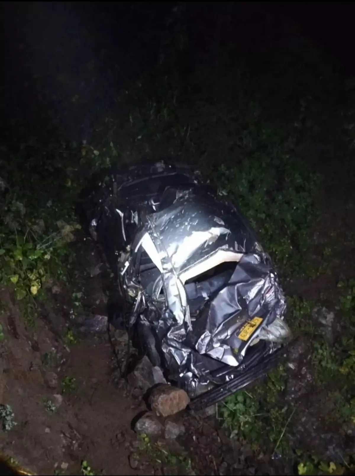 Giresun&apos;da Uçuruma Yuvarlanan Araçta Üç Kişi Hayatını Kaybetti