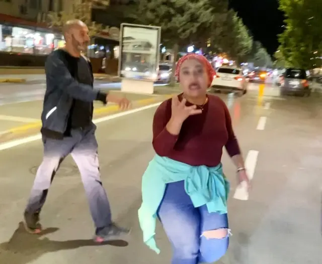 alkollu kadin surucu kendini uyaran surucuyu 6 18991783 o
