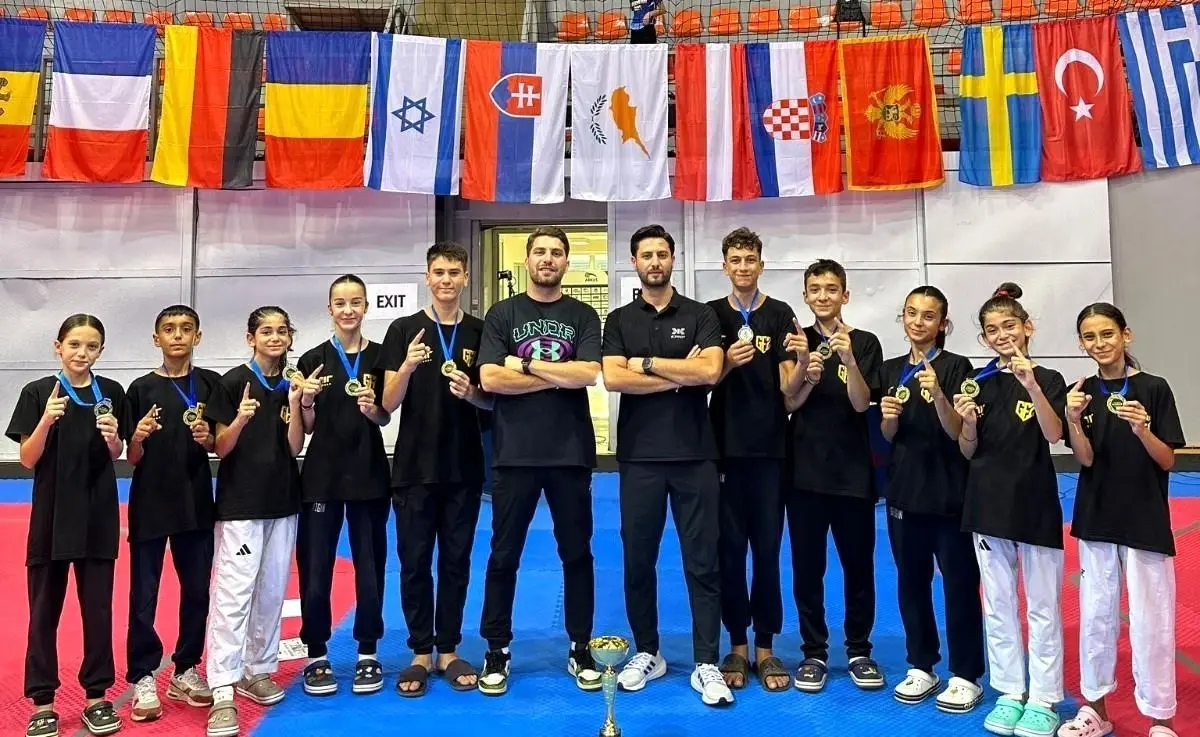 Aydınlı Sporcular Sırbistan'da Taekwondo Turnuvasında 6 Altın ve 4 Gümüş Madalya Kazandı