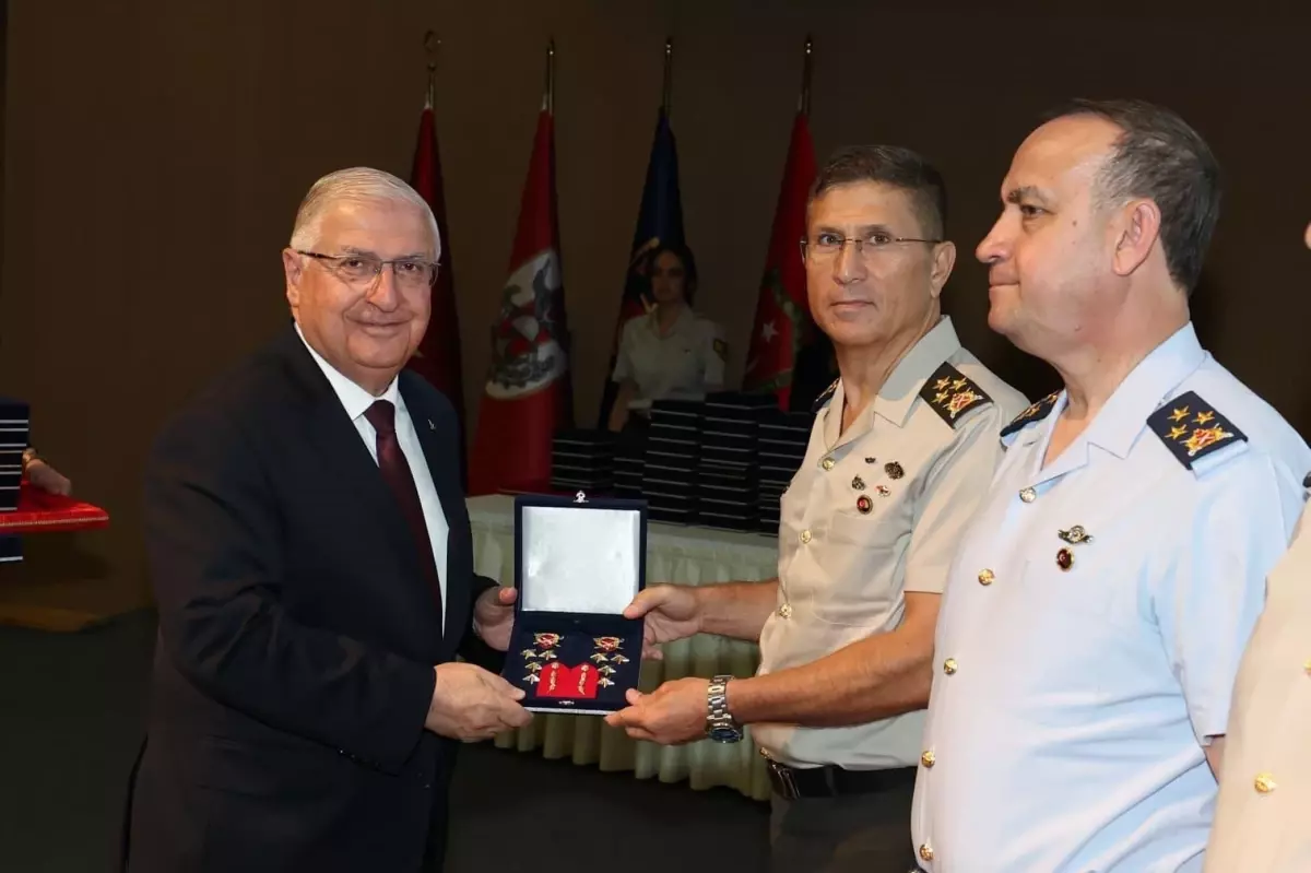 Milli Savunma Bakanlığı'nda Terfi Töreni Düzenlendi