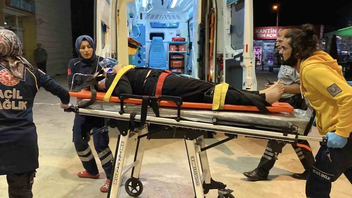 Bursa&apos;da 15 Yaşındaki Genç Kız Pencereden Düştü