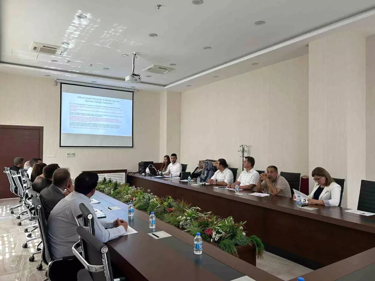 Elazığ'da Ailenin Korunması ve Güçlendirilmesi Toplantısı Düzenlendi