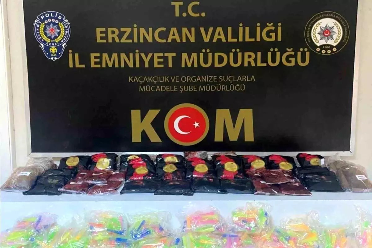 Erzincan'da Kaçak Nargile Tütünü ve Sipsi Ele Geçirildi