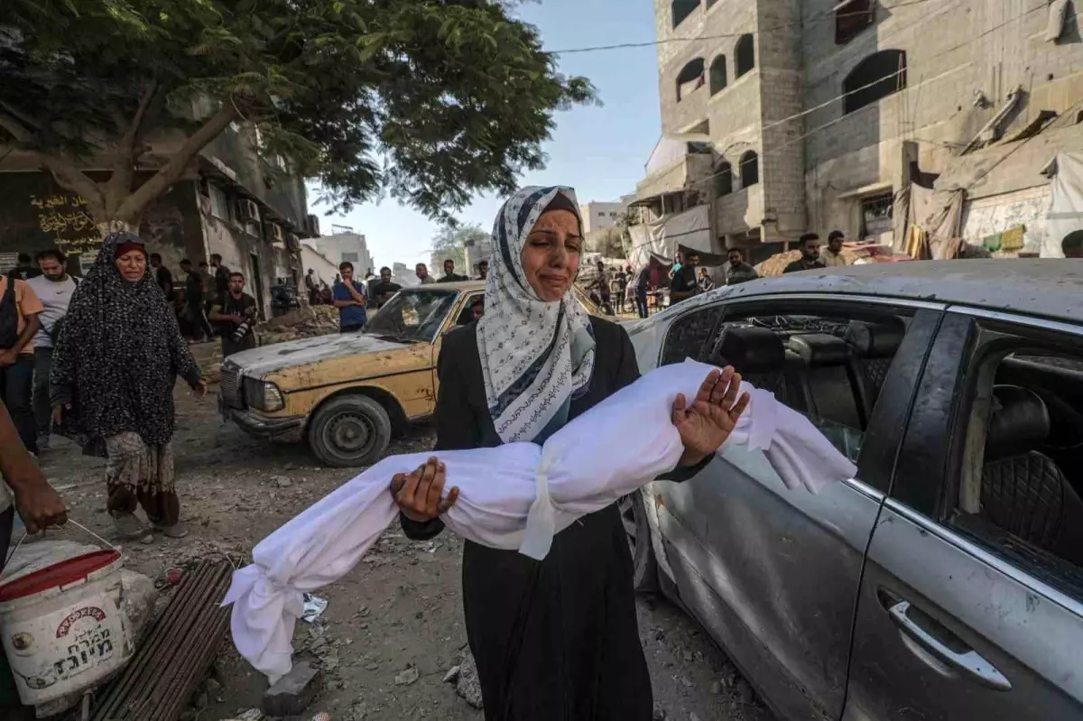 Gazze'de İsrail Saldırıları: Ölü Sayısı 63 Bin'i Geçti