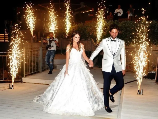 gizem karaca anneligiyle mest etti kizi leyla 18994436 1140 m