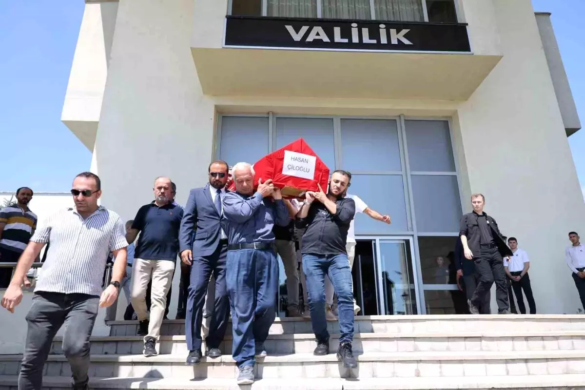 Sakarya Valiliği'nde Hasan Çiloğlu için Tören Düzenlendi
