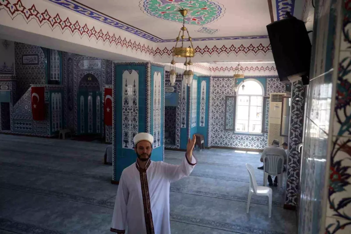 Hatay'daki Cami Kuşlarına Misafirperverlik
