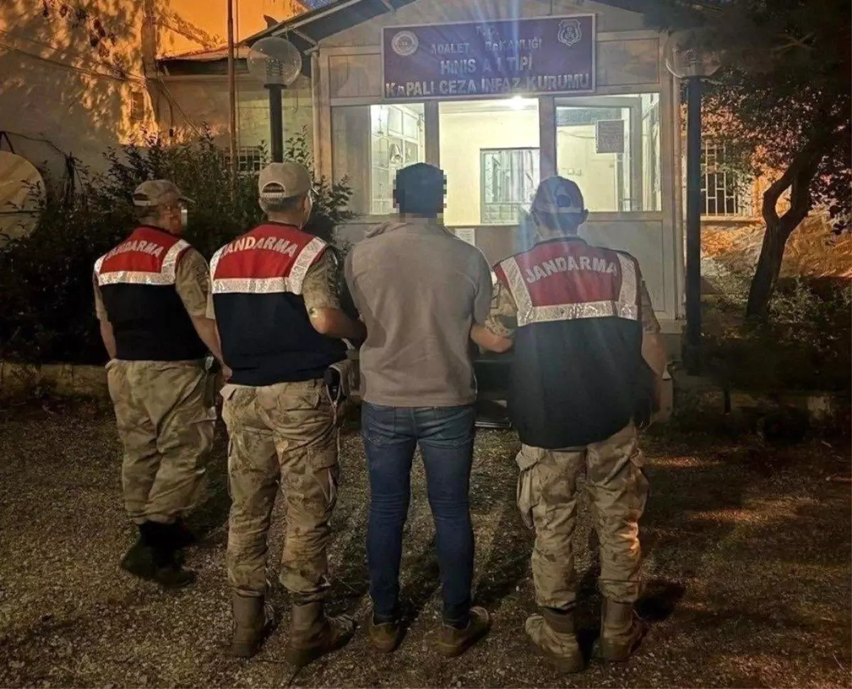 Erzurum'da Cinayet Suçundan Aranan Şahıs Yakalandı