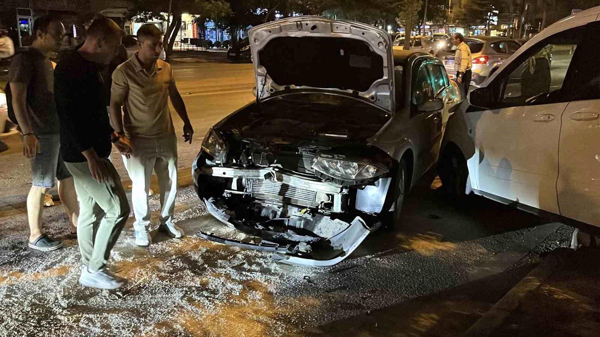 Konya'da Trafik Kazası: Yaya Yaralandı