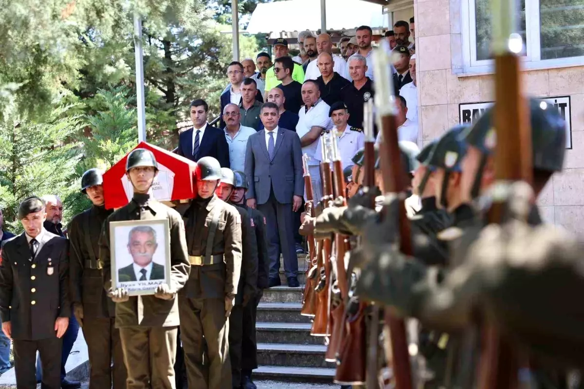 Kıbrıs Gazisi İlyas Yılmaz Son Yolculuğuna Uğurlandı